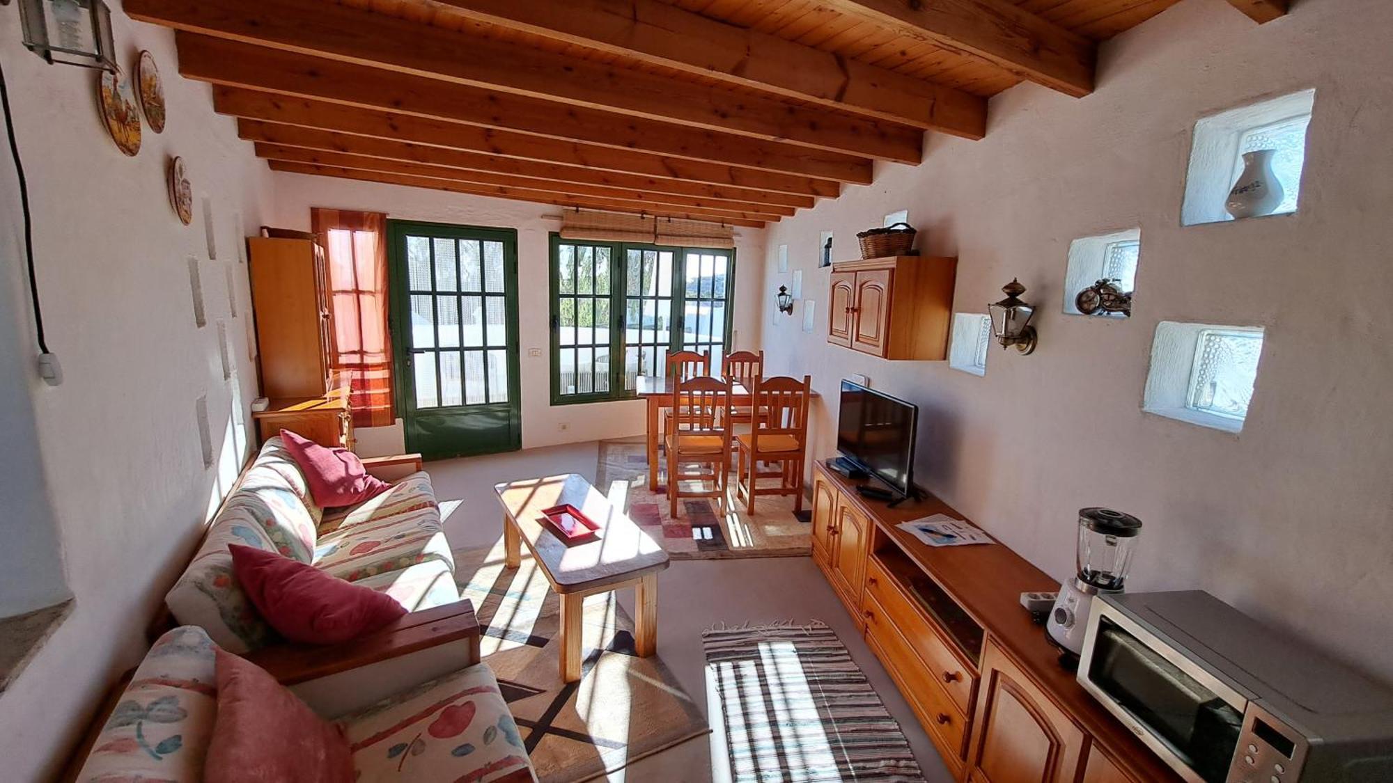 Captivating 2-Bedroom House 'Pajar' Finca Vistamar 살로브레 외부 사진
